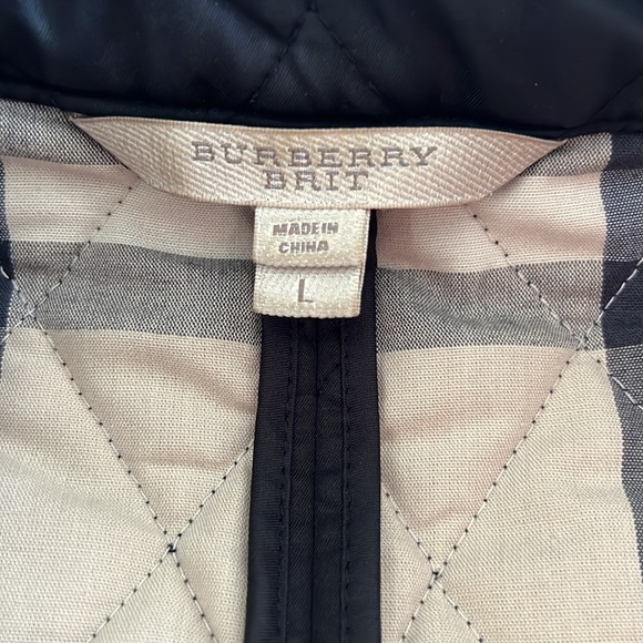 Authentic Burberry Nova Check Quilted Snap Button Down Jacket - Picture 6 of 8
